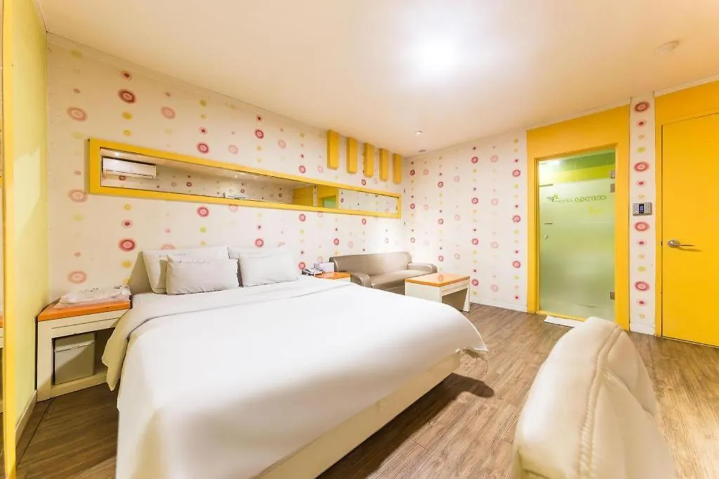 Nabiya Hotel Incheon 2*,