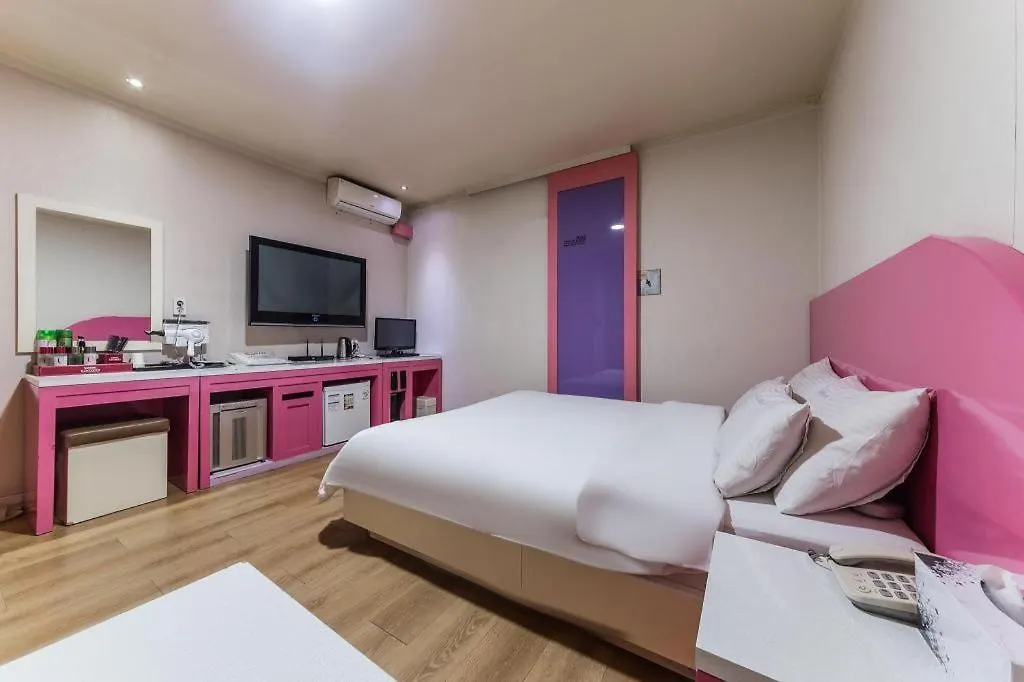 Nabiya Hotel Incheon 2*,
