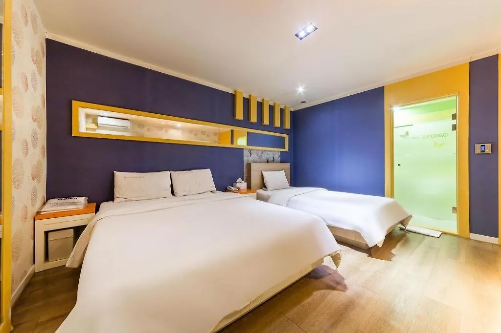 Nabiya Hotel Incheon 2*,