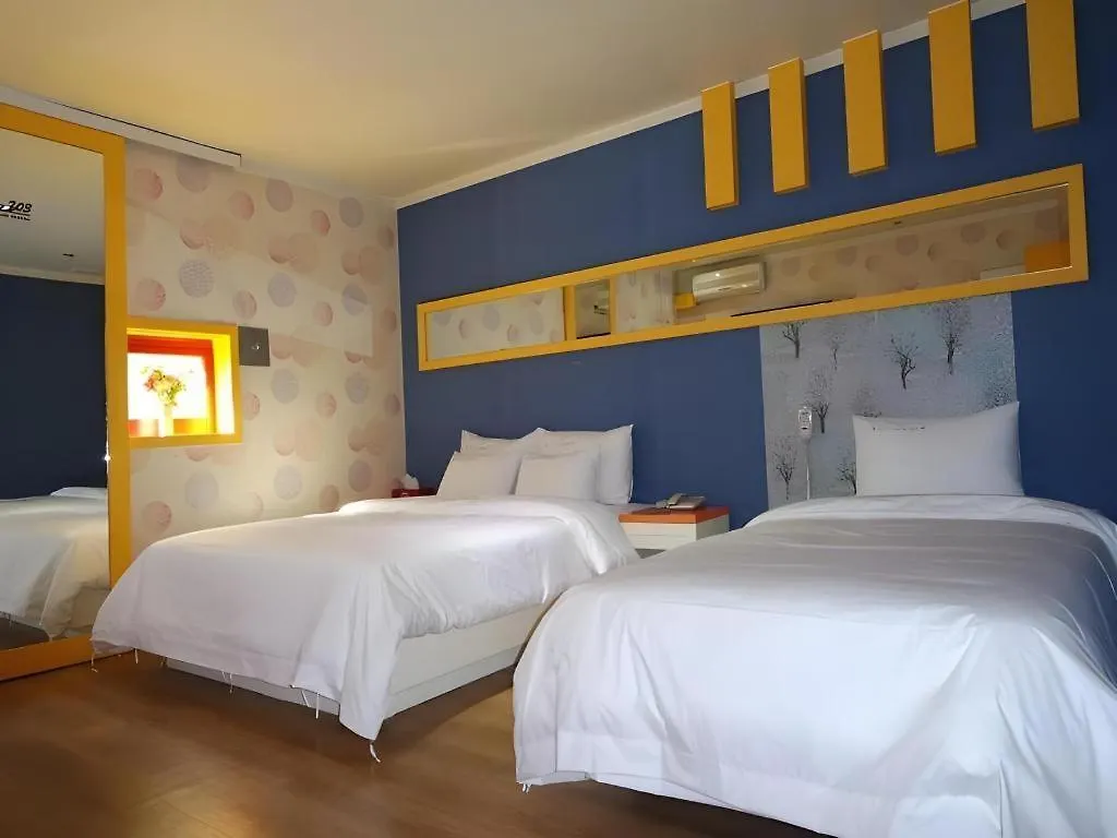 Nabiya Hotel Incheon 2*,