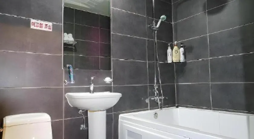 Nabiya Hotel Incheon South Korea